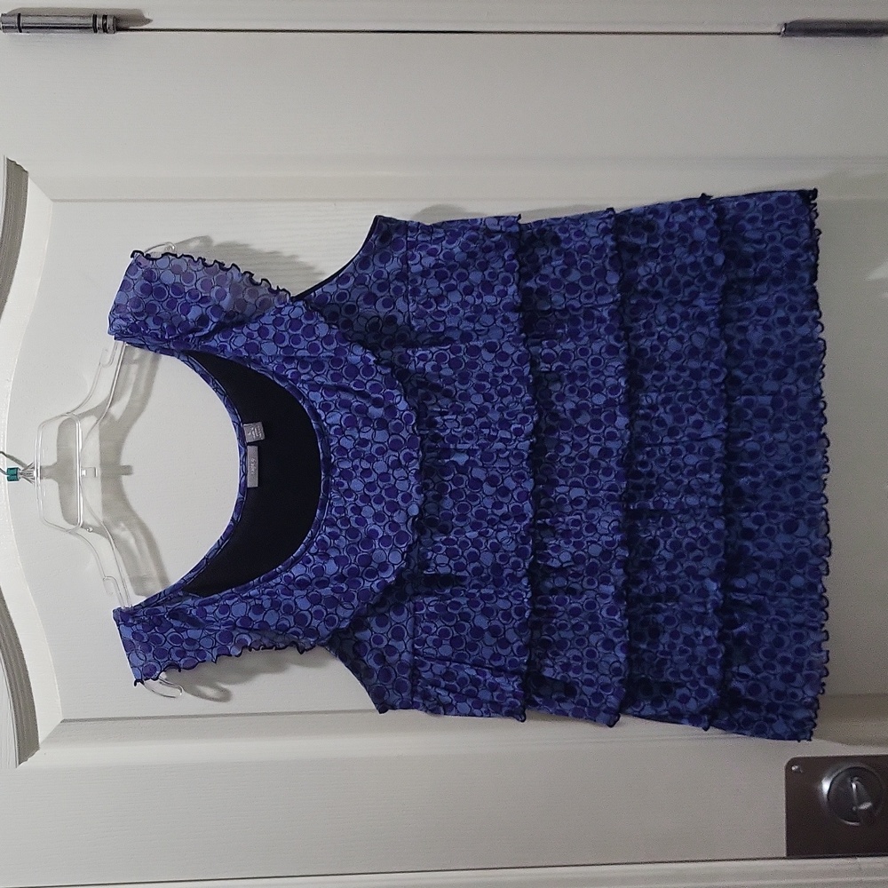 Blue size L sleeveless top from Apt 9
